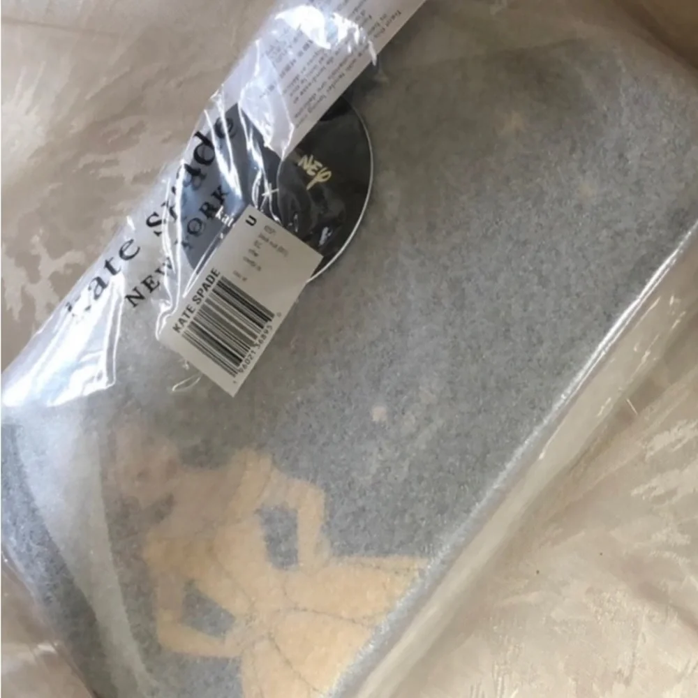 🌹NWT Kate Spade DISNEY X BELLE Beauty and the Beast Crossbody bag (in plastic) - Picture 7 of 7